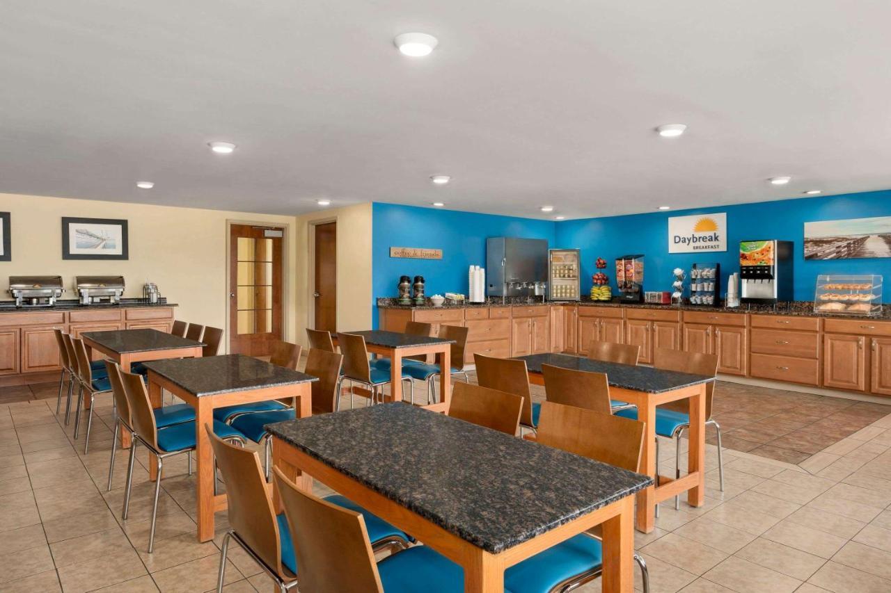 Days Inn By Wyndham Airport/Maine Mall South Portland Eksteriør billede