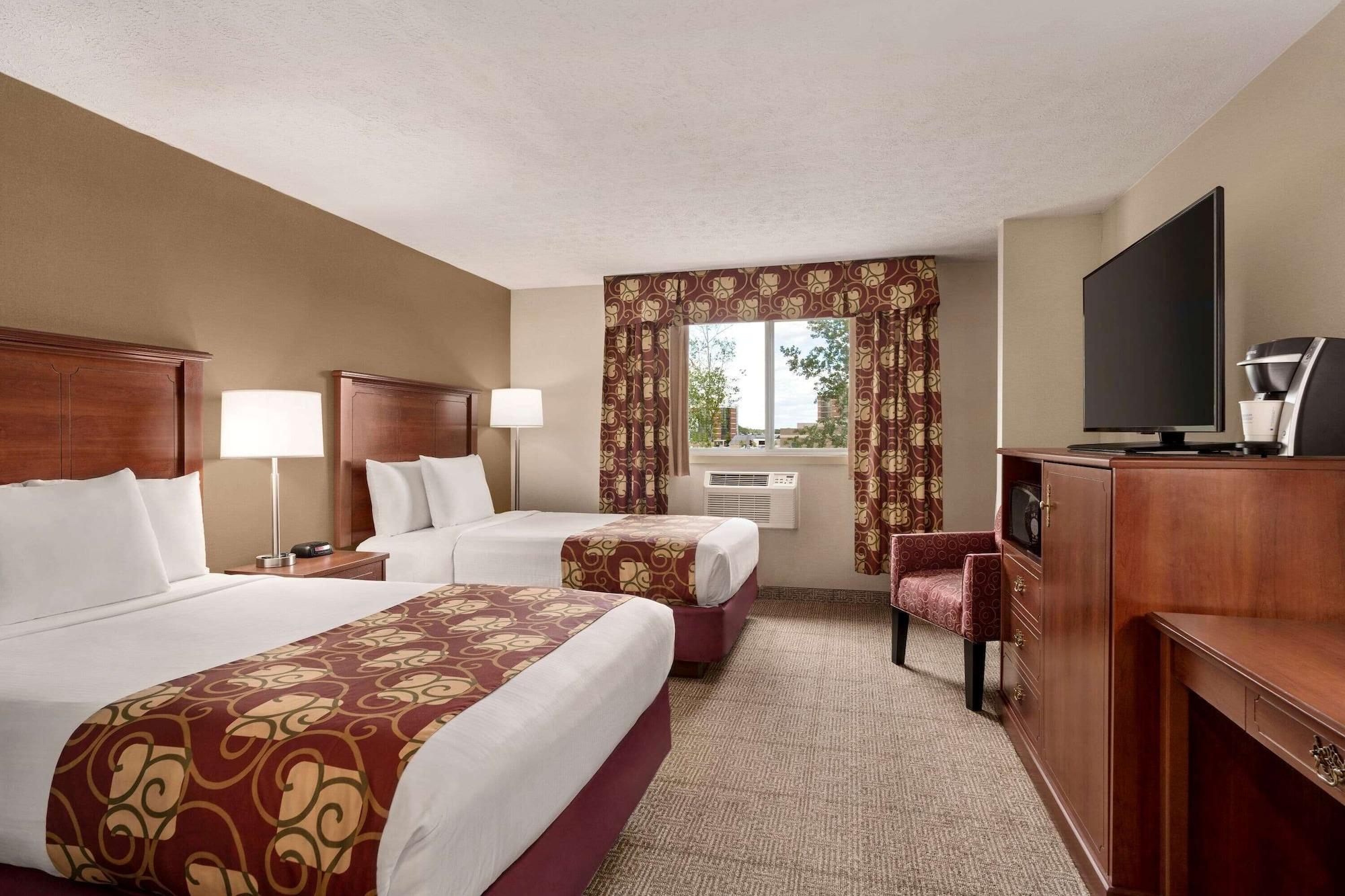Days Inn By Wyndham Airport/Maine Mall South Portland Eksteriør billede