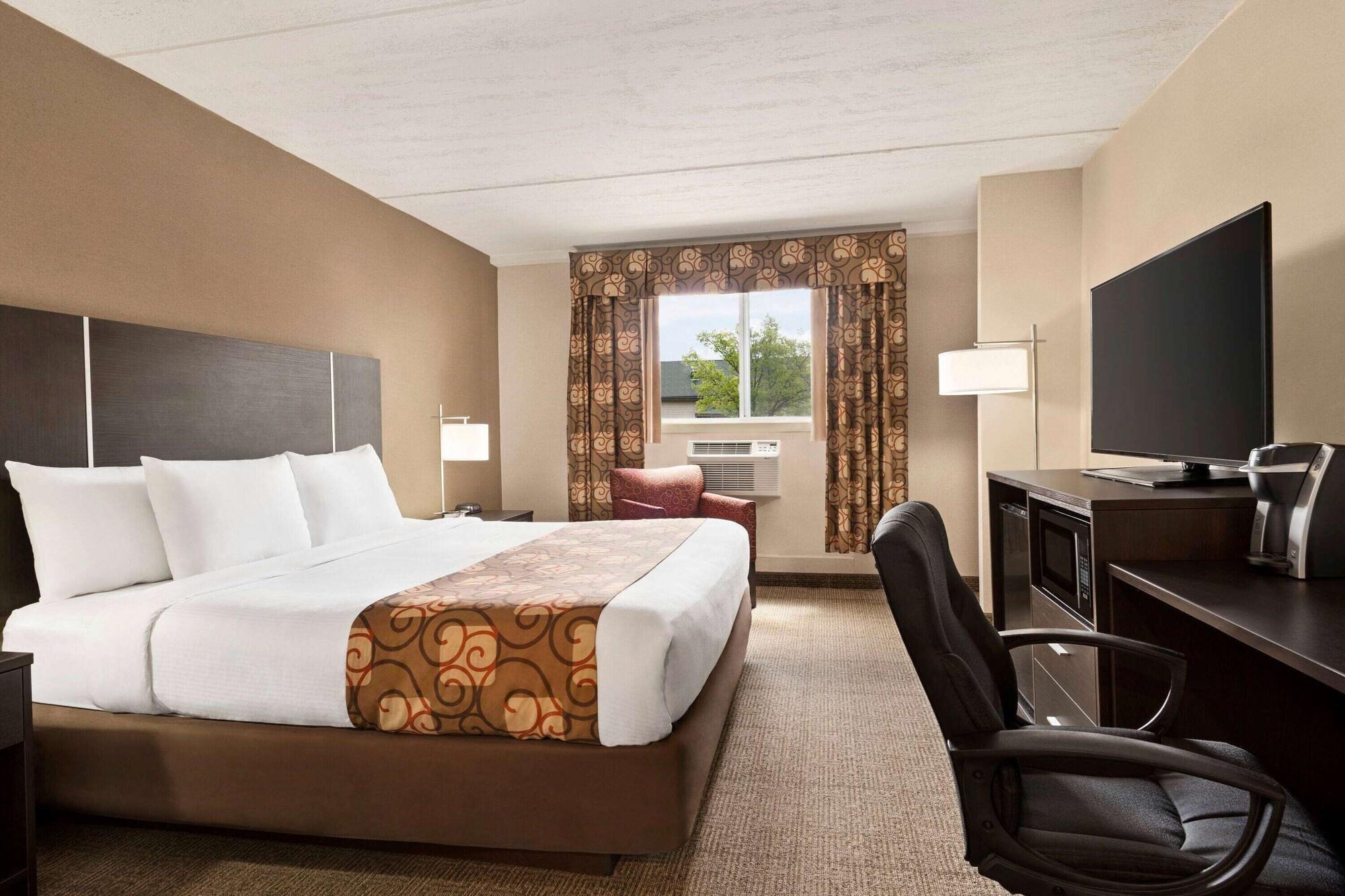 Days Inn By Wyndham Airport/Maine Mall South Portland Eksteriør billede